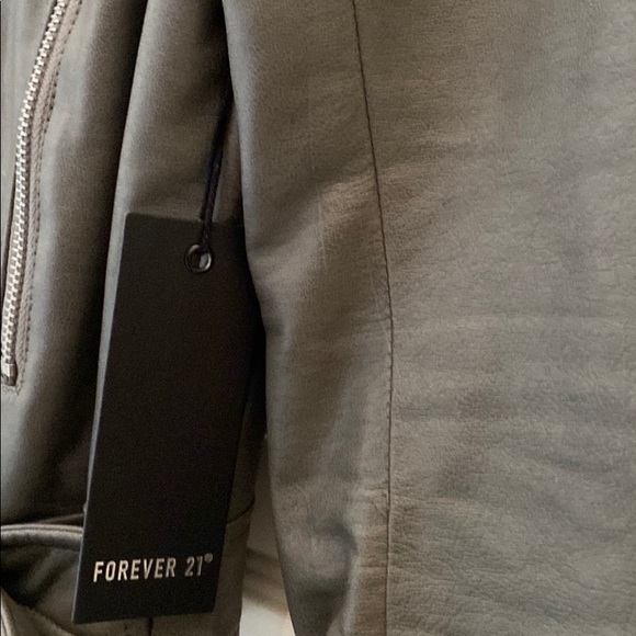 Brand new gray leather jacket - Picture 3 of 5